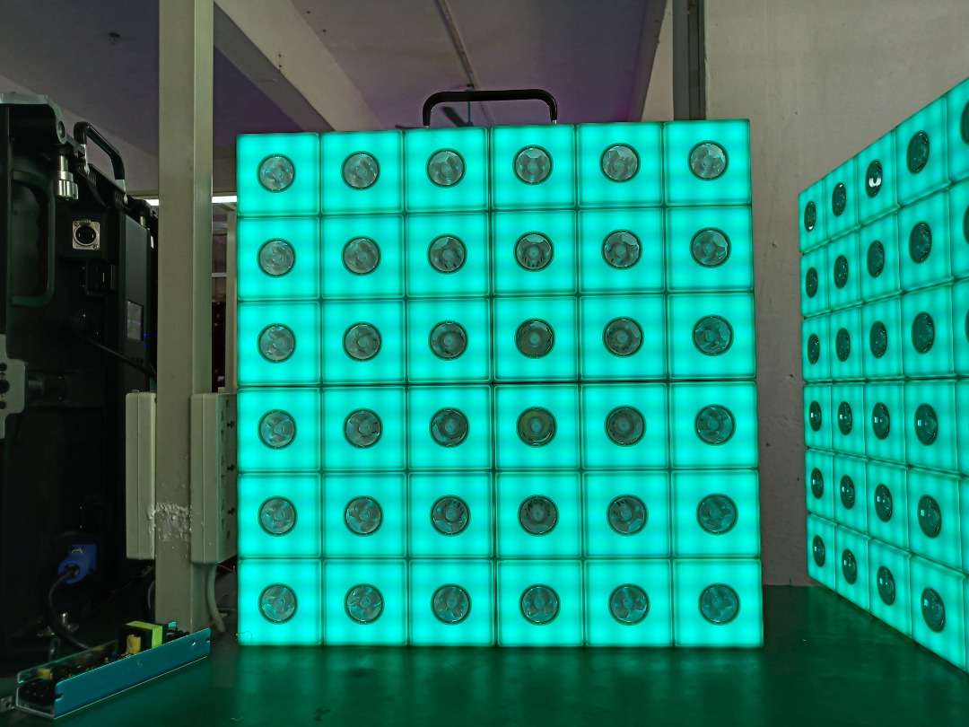 RGB LED Pixels and Warm White LED Beams 4 Degree Panel System LED Design