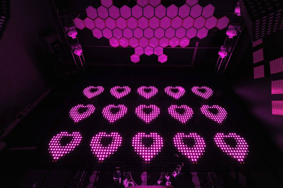 led-dancefloor-8x8-03.jpg